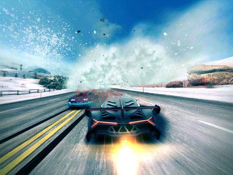 狂野飙车7：经典系列最新力作，带你领略速度与激情！