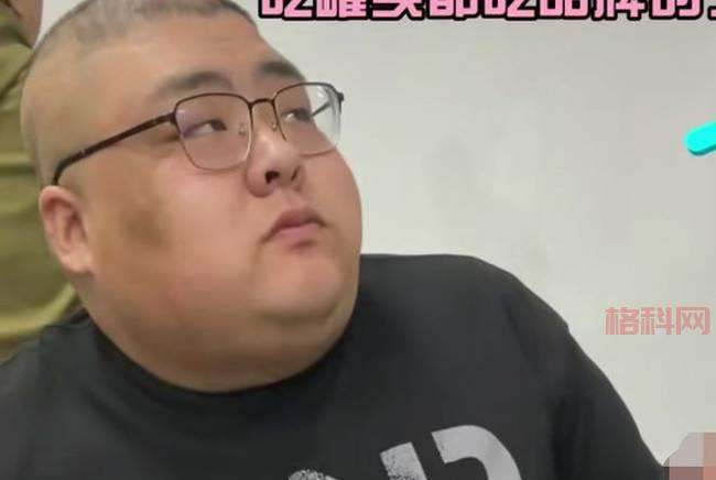 泡泡龙吃播当场死亡？揭秘网红背后不为人知的故事！