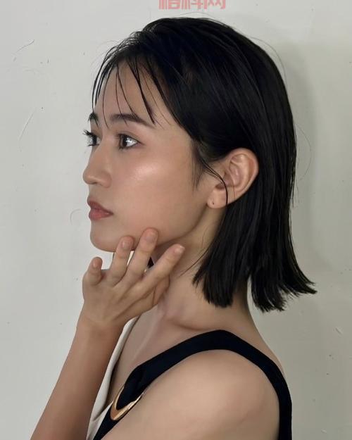 前田敦子素颜照曝光，这是同一个人吗？