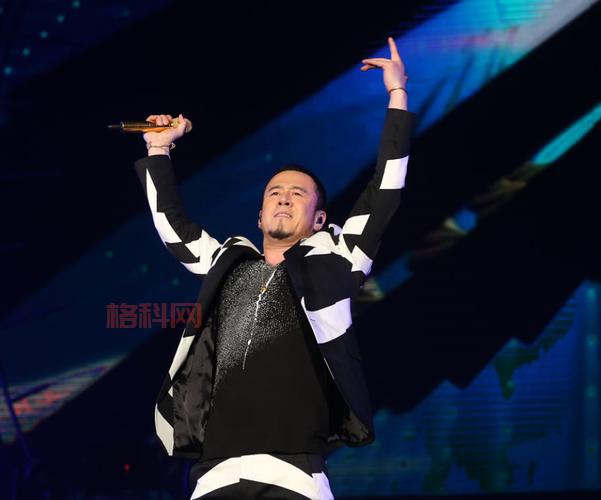 杨坤新专辑发布会圆满落幕，歌迷热情引爆全场！